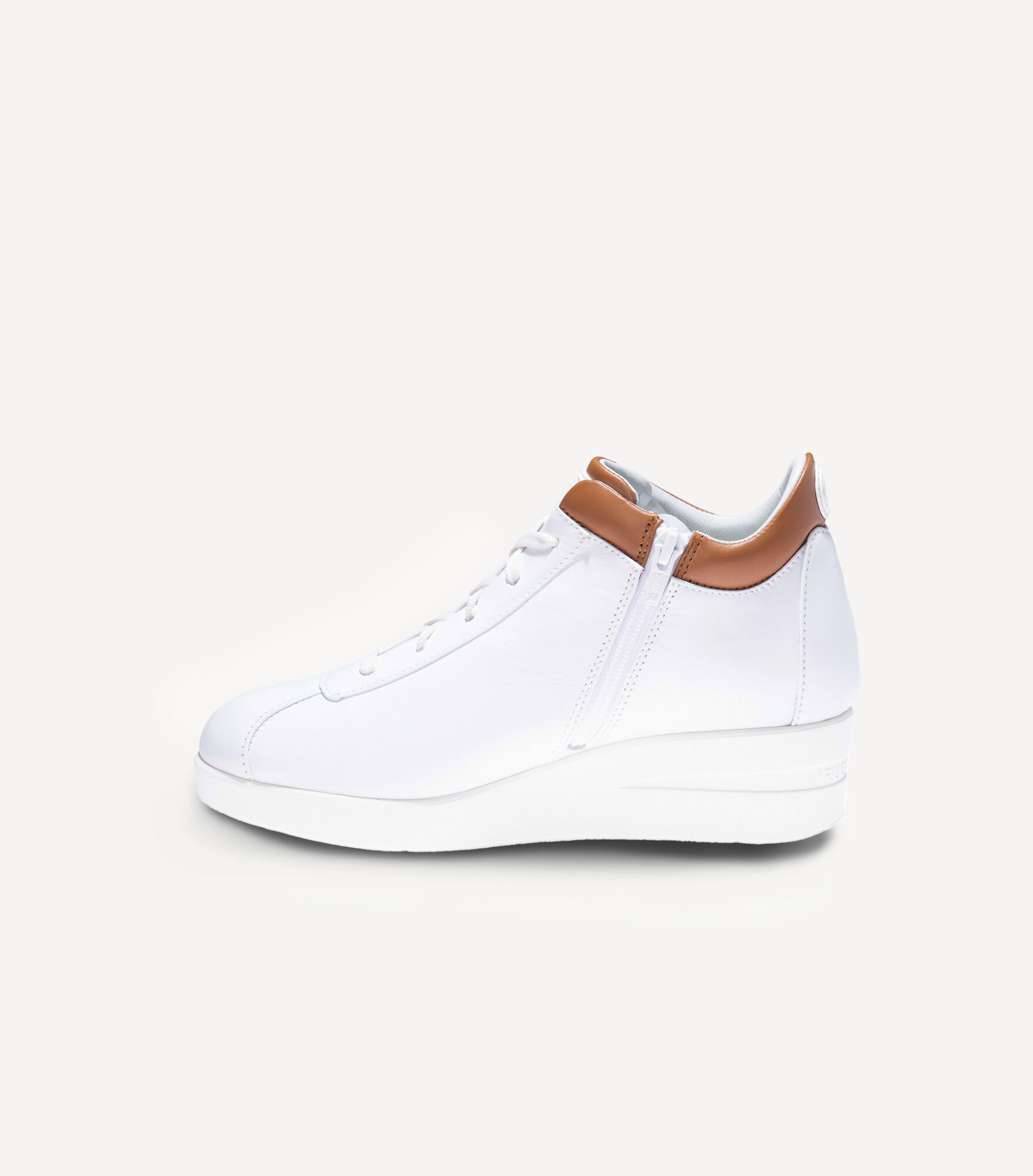 Shop Rucoline Jackie 226 A Bardolino White/leather Leather 40 In White-leather